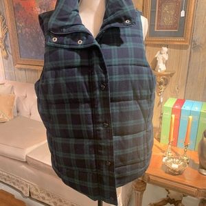 Old Navy tartan plaid puffer vest jacket size XL